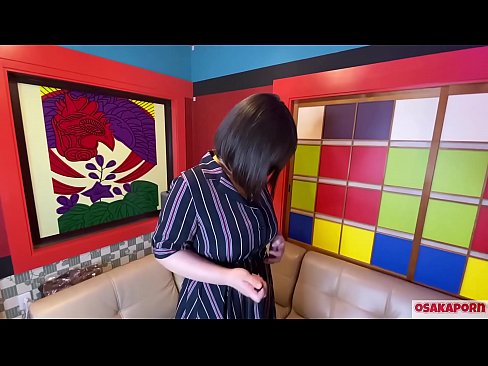❤️ Japansk cutie med store bryster onanerer med sexlegetøj og får en orgasme. Hun fortæller i et interview om sin kneppeoplevelse. Kæmpe bryster og behårede fisse stønner højt. Osakaporn ️❌ Anal video at da.gayasianporn.ru ❌️